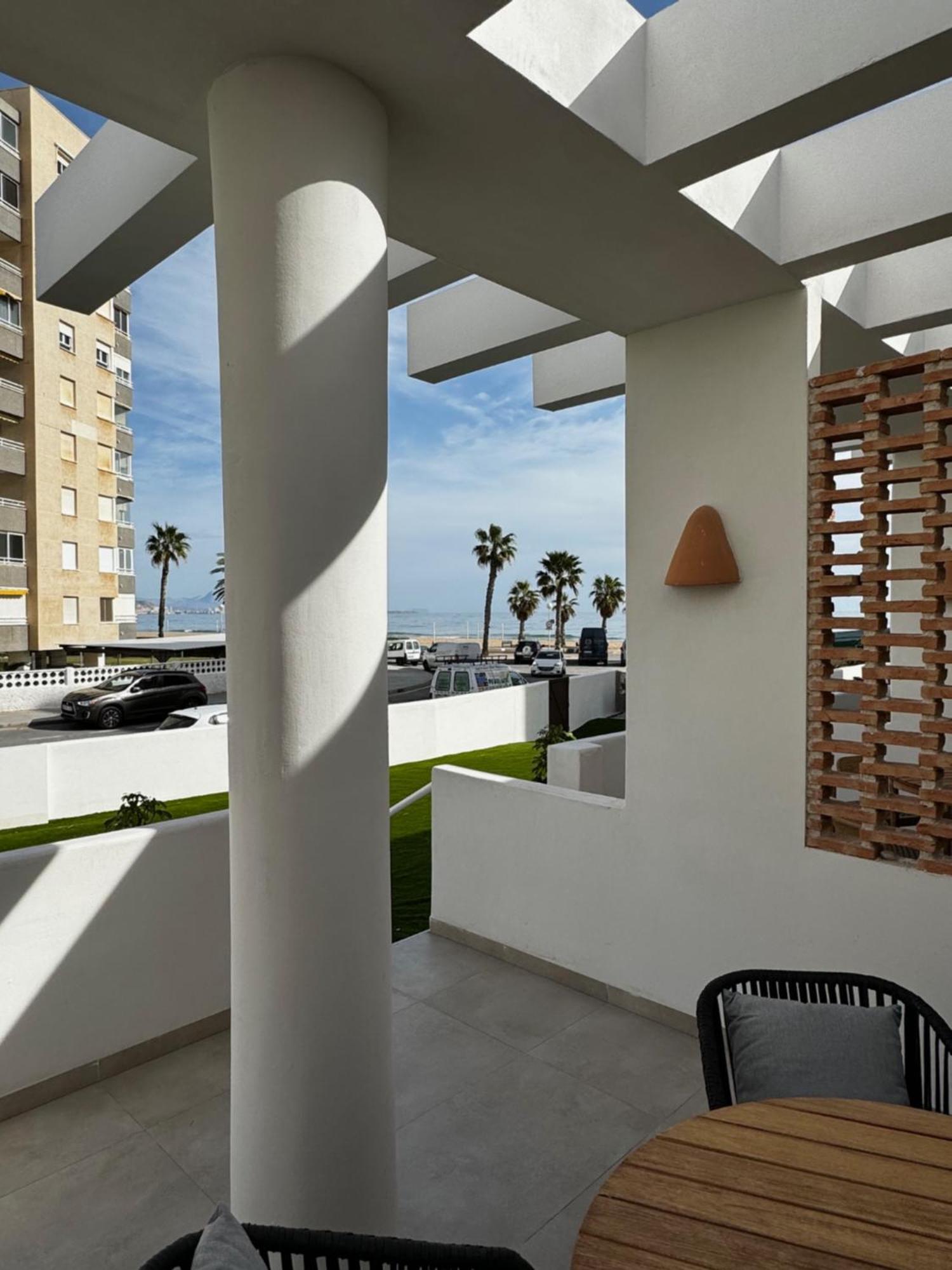 Reyes Catolicos Premium Beach, Playa Urbanova, Alicante Daire Dış mekan fotoğraf